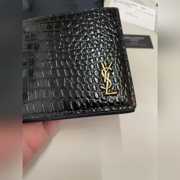 Saint Laurent Black Crocodile Embossed Wallet - Picture 3 of 16